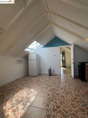 840 58th St, Oakland CA  94608-1404 exterior