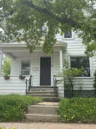 711 Vine Ave, Oshkosh, WI 54901-3663