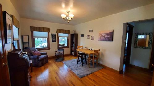 3709 Dennett Dr, Madison, WI 53714-2921