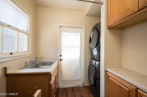 628 El Camino St, Santa Maria CA  93454-4118 exterior
