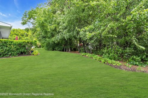 2 Campion Ct, Bricktown NJ  08724-1909 exterior