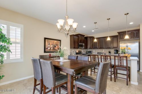40549 Park Hill Dr, Maricopa, AZ 85138-1810