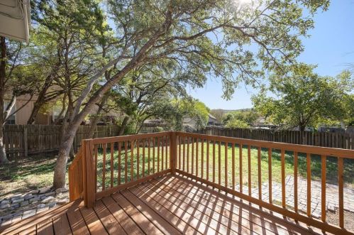 363 Fantail Loop, Austin TX 78734-4870 exterior