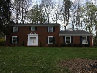 5201 Catalina Rd, Knoxville, TN 37918-4510