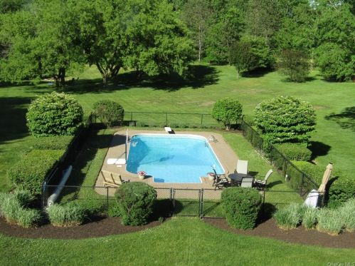 13 Liberty Ct, Montgomery NY  12549-2041 exterior