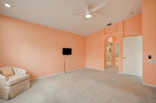 7038 Haviland Cir, Boynton Beach FL  33437-6472 exterior