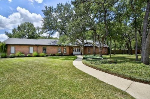 315 Raccoon Run, Creedmoor, TX 78610-2834