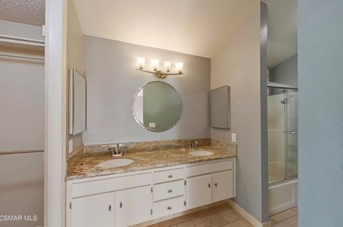1494 Rio Vista Ct, Simi Valley CA  93065-5810 exterior
