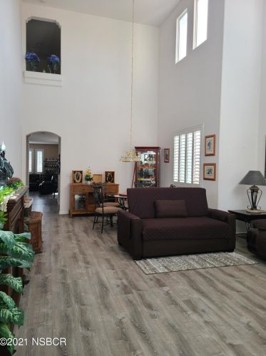 728 Damask Ct, Santa Maria CA 93458-7333 exterior