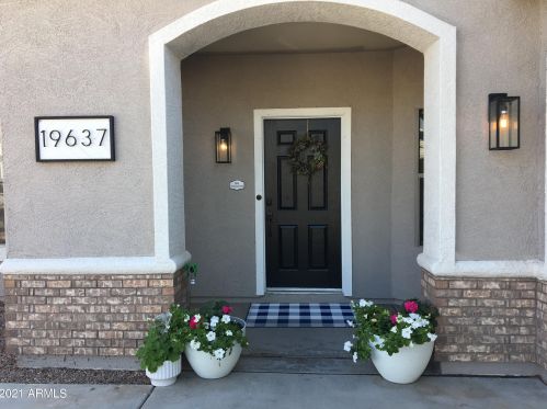 19637 Canary Way, Queen Creek, AZ 85142-8652
