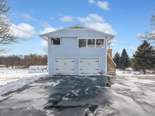 3758 Ellwood Rd, New Castle, PA 16101-6540