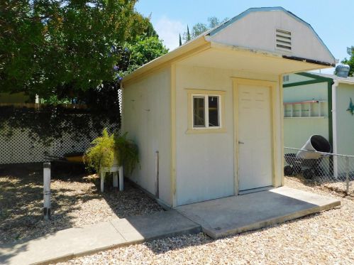 373 Raymond Ln, Folsom CA  95630-1749 exterior