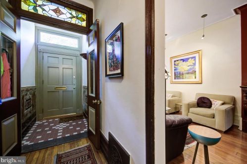 851 24th St, Philadelphia, PA 19130-1953