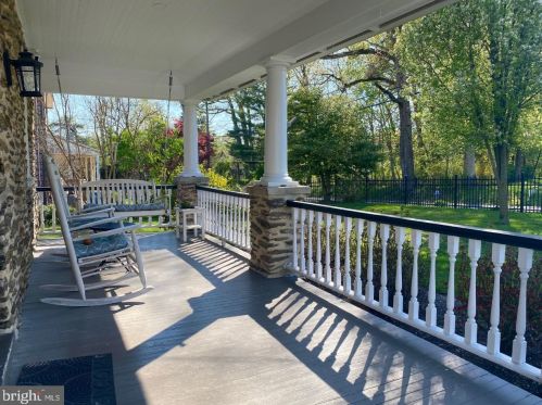 29 Leopard Rd, Berwyn, PA 19312-1882