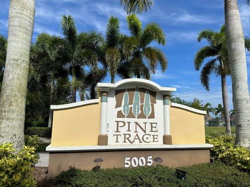 5475 Pine Trail Cir, Port Saint Lucie FL  exterior