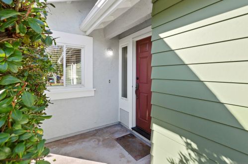 10441 Rue Du Nuage, San Diego, CA 92131-2357