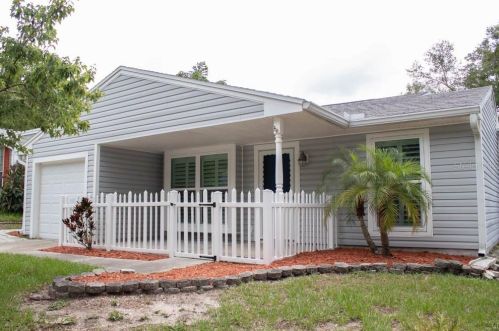 2797 Northcote Dr, Palm Harbor, FL 34684-4225