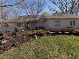 17585 Kettering Trl, Lakeville, MN 55044-8657