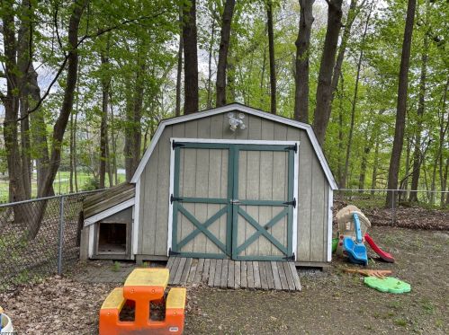 19 Lawnwood Ave, Fredon NJ  07860-2117 exterior