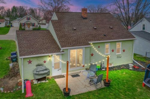 148 Dauphin St, Green Bay, WI 54301-2146
