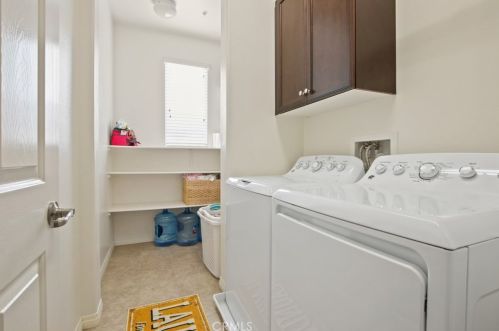 14389 Penn Foster St, Chino CA  91710-1368 exterior