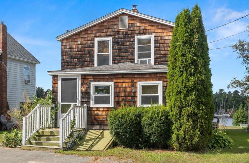 38 Wilders Grove Rd, Newton, NH 03858-3533