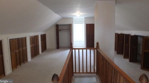 4223 Broad St, Trenton, NJ 08620-2104