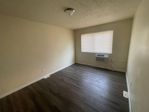 784 Fred Shuttlesworth Cir, Cincinnati OH 45229-2114 exterior