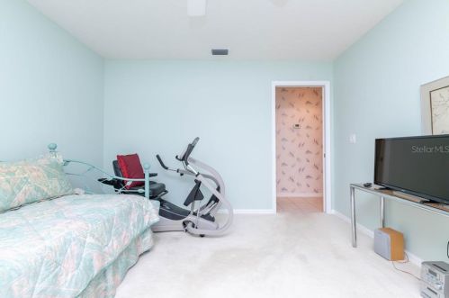 8440 Wildflower Dr, Brooksville FL  34602-5482 exterior