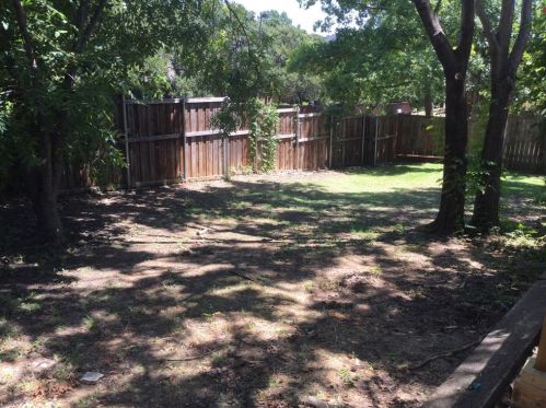 2631 Creekside Way, Lewisville TX  75077-8622 exterior