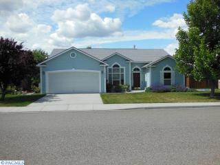 1419 Desert Springs Ave, Richland, WA 99352-9493