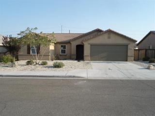 16587 Don Quijote Ln, Victorville, CA 92395-7817