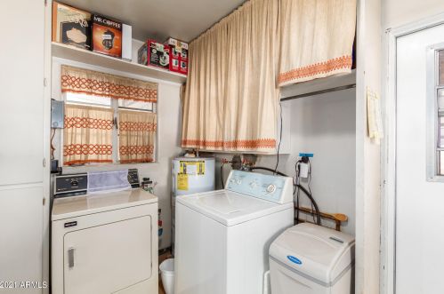 9314 87th Ave, Peoria AZ 85381-3600 exterior