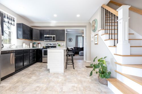 292 Grove St, Richwood OH  43344-1135 exterior