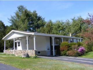 463 Alpine St, Berlin, NH 03570-2716