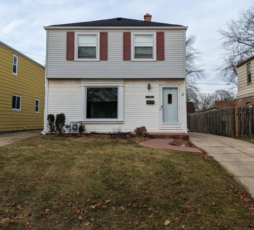 1728 Eden Pl, Milwaukee WI  53235-3645 exterior