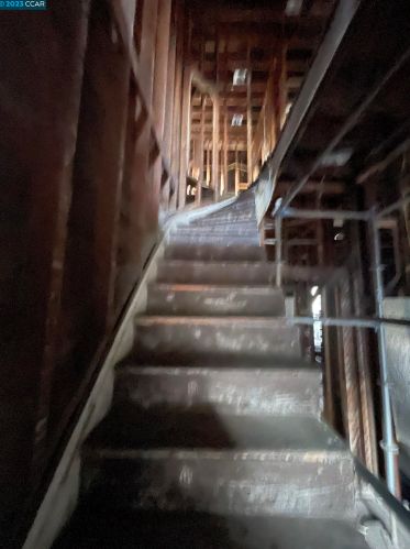 1514 9th St, Oakland CA  94607-1910 exterior