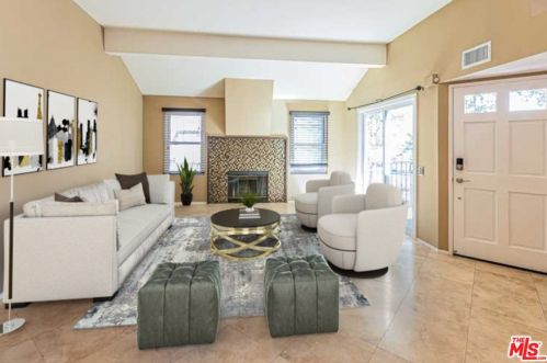 36 Corsica Dr, Newport Beach, CA 92660-3235