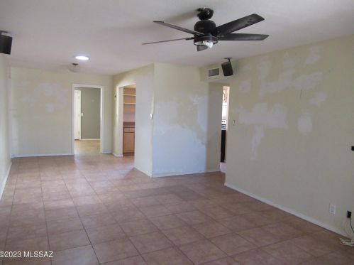 4350 16th St, Tucson, AZ 85711-4226