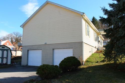 830 Cook School Rd, Bridgeville, PA 15017-2600
