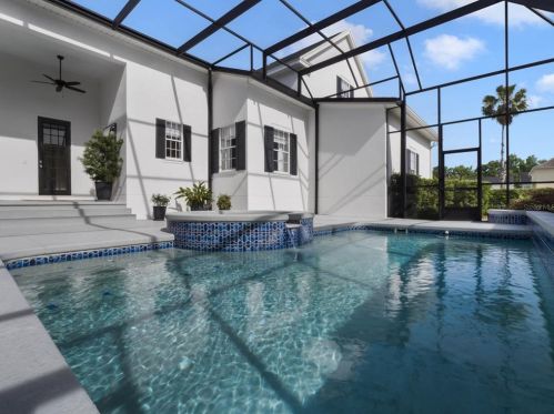 1070 Nash Dr, Kissimmee FL  34747-4319 exterior