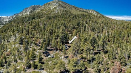 17 Emerald Bay Rd, South Lake Tahoe, CA 96150-6505