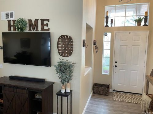 17350 Dovehill Dr, Riverside, CA 92503-0218