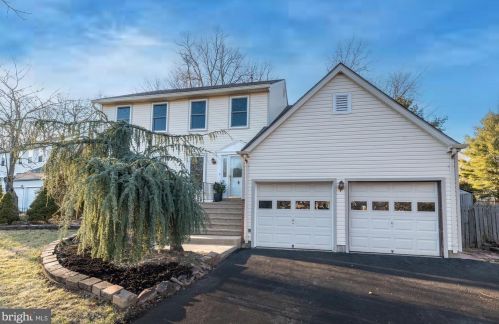 112 Field Ter, Lansdale, PA 19446-6456