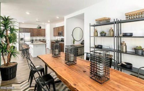 131 Elmwood Pl, Chandler, AZ 85249-6376