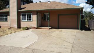 1404 Pinon Ave, Anderson, CA 96007-4041