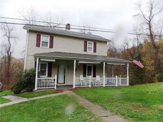 121 Alex Ln, Hopwood, PA 15445-2528
