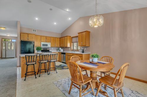 843 Aspen Cir, Saint Cloud MN  56387-2467 exterior