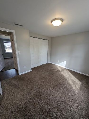 107 Topsfield Farm Cir, Englewood OH  45322-3420 exterior