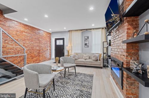 322 42 St, Philadelphia PA 19104-4062 exterior